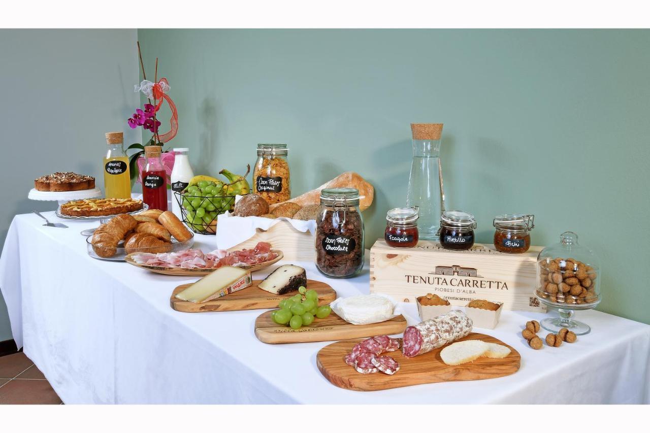 Panoramic Villa Garassino - Country Rooms And Fine Restaurant Treiso Luaran gambar